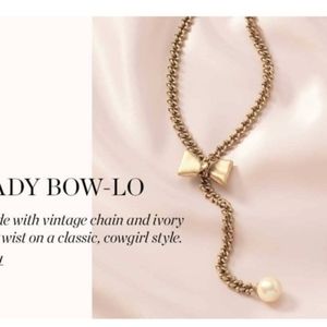 Stella and Dot Lady Bow-Lo Necklace